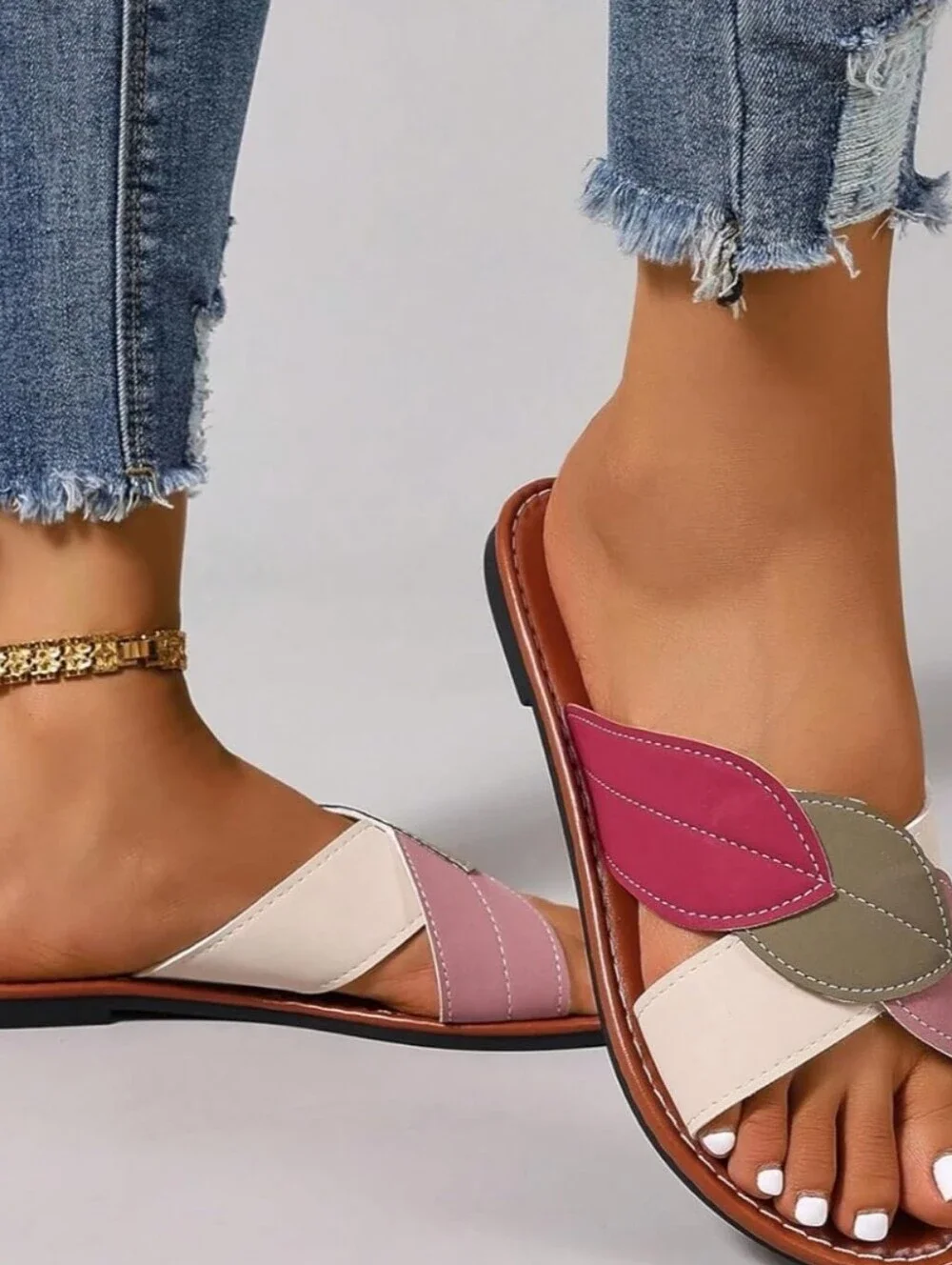 Women’s Multicolor Leaf-Accent Slide Sandals - Pink/Green/White